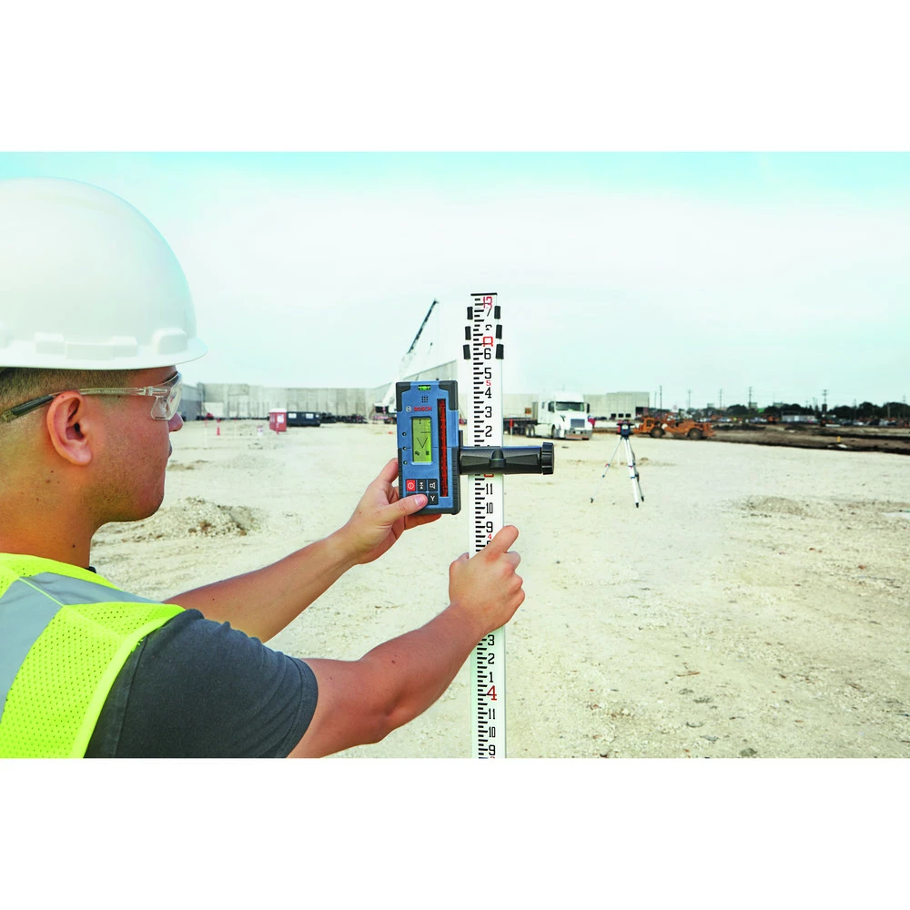 Bosch LR40 2000 Ft. Cordless Rotary Laser Receiver 8 Bosch LR40 2000 Ft. Cordless Rotary Laser Receiver - Image 8