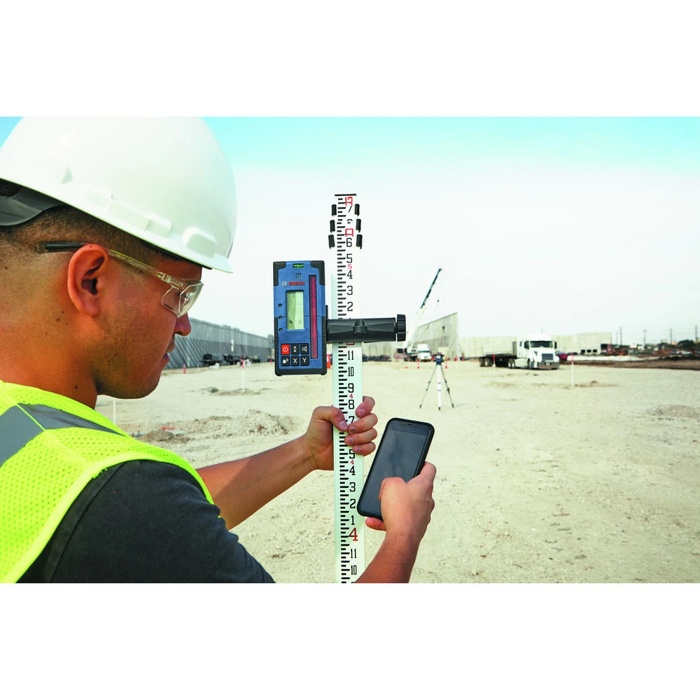 Bosch LR40 2000 Ft. Cordless Rotary Laser Receiver 9 Bosch LR40 2000 Ft. Cordless Rotary Laser Receiver - Image 9